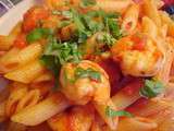 Penne et crevettes sautées aux vin blanc, tomates, basilic et citron