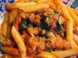 Penne Viviane aux saucisses, brocoli, épinards, champignons et poivron