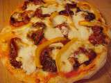 Pizza aux tomates confites, poivron et mozzarella Viviane