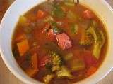Soupe au jambon, légumes et vinaigre balsamique