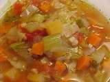 Soupe aux légumes et à l'orge