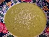 Soupe italienne au chou-fleur rôti et au brocoli
