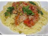 Spaghettis a la sauce tomate, aux petits pois et au thon