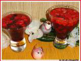 Verrine de vin rose en gelee aux fruits rouges