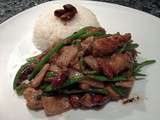 Wok de poulet aux amandes