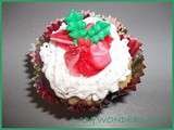 Cupcake pistache coeur de cassis