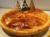 Galette des rois frangipane à la crème de marrons et aux poires caramélisées
