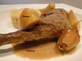 Pintade aux pommes et au pommeau