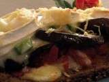 Bruschetta à l’aubergine, sauce tomate et chèvre