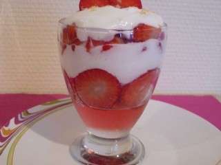 Verrine fraises et mousse de yaourt
