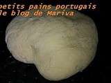 Petits pains portugais individuels
