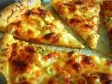 Pizza à la pate magique / poulet et pesto