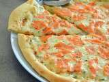 Pizza au saumon, base crème fraîche/citron/ciboulette