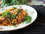Sauté thai de « Zoodle », dinde et légumes
