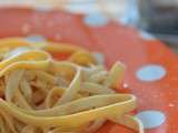Vie en orange : les tagliatelles de farine de pois chiche... Et tomates crues