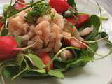Crevettes nordiques et fraises pour une salade fabuleuse