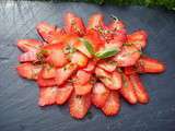Carpaccio de Fraises au Basilic