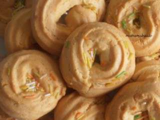 Gateaux »mohgones »gateaux Algériens à l’entonnoir aux vermicelles