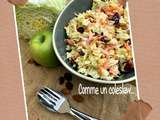 Salade comme un coleslaw....(chou chinois carottes pommes grany)