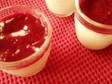 Panna cotta noix de coco et coulis de framboises