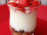 Douceur de fraises au yaourt croustillant