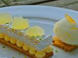 L'idée d'une tarte au citron, fine meringue acidulée, sorbet thym-citron