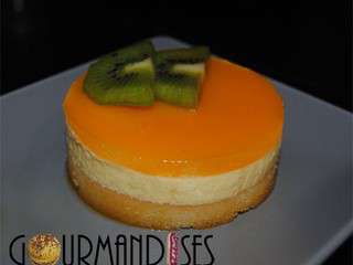 Bavarois aux fruits de la passion et gelée de mangue