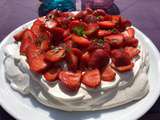 Pavlova aux fraises sans sucre