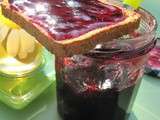 Gelée de framboises et myrtilles au romarin
