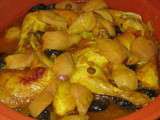Tajine de poulet aux poires et fruits secs