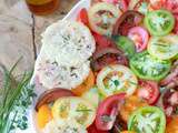 Salade de tomates  Retour du jardin  et ses tuiles de parmesan au thym frais