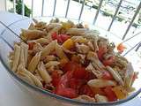 Salade de pates au poulet et a la feta