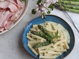 Rigatoni à la crème d'asperges vertes, ail et sauge de Julie Andrieu - balade italienne à Assise