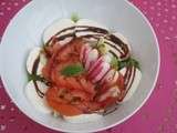 Salade estivale (tomates / mozza / radis / crème basalmique)