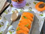 Craquottes à la mousse d'amandes et aux abricots