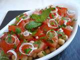 Salade de pois chiches aux tomates et à la menthe