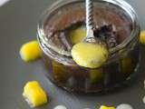 Moelleux GÜ coeur fondant de mangue et sauce chocolat blanc cannelle