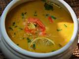 Bouillon Thaï aux crevettes, coco et curry