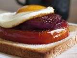 Steak de tomate sur toast