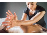 Comment se déroule un massage Lomi-lomi