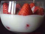 Verrines de fraises et faisselle