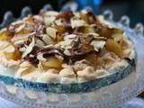 Pavlova aux pommes et chantilly à la cannelle