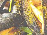 Moules au gingembre, curry et lait de coco
