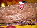 Bûche à la crème mousseline chocolatée parfumée à l'orange