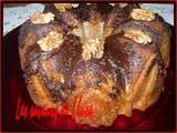 Gâteau au yaourt et aux noix et anniversaire blog