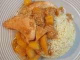 Curry de poulet aux mangues, riz aux amandes et lait de coco