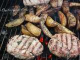 Steaks hachés et pommes de terre au barbecue