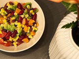 Salade de légumineuses au maïs et légumes