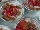 Tiramisus aux fraises du Pays de Lunel aux spéculoos enrobés de sirop de fraises de Provence et café équitable