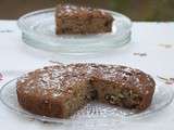 Gâteau sans oeuf, sans gluten et sans lactose aux noix, aux dattes et au sirop d’érable (vegan)